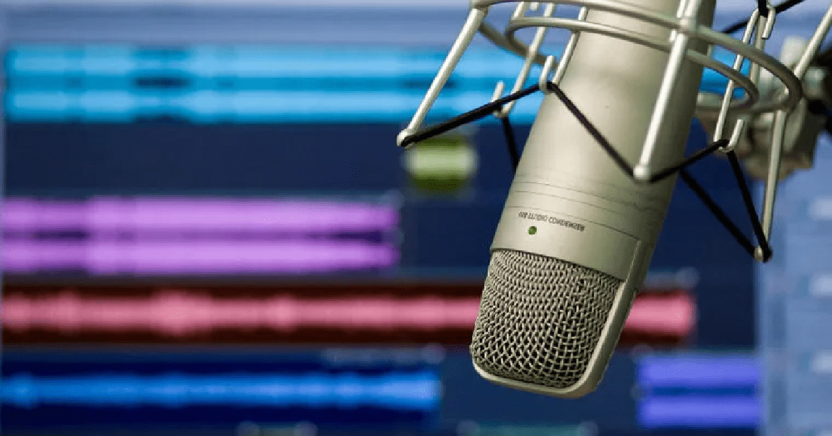 Best Voice Over Service: A Simple Definition