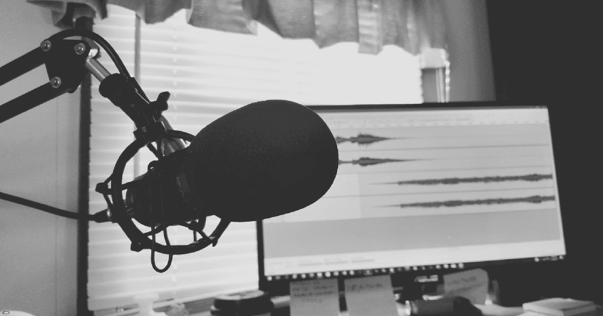 5 Crucial Skills to Look for in a Voice Actor